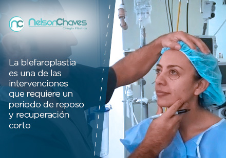 Cirujano Plstico Realiza Marcas Previas a Blefaroplastia 