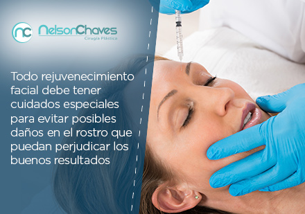 Mujer Recibiendo una Aplicación de Botox