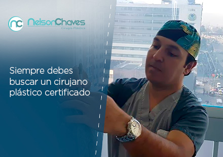 Dr. Nelson Chaves en una Consulta Para Cirugía Plástica en Colombia